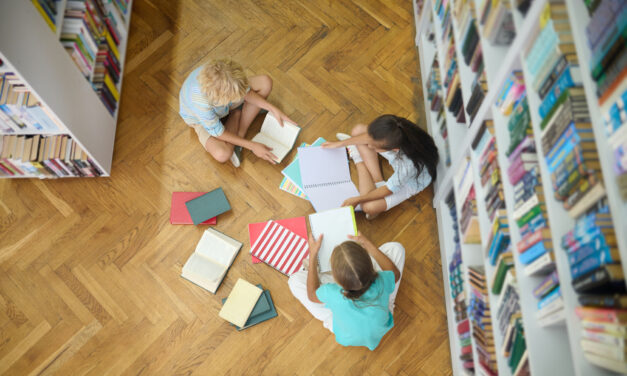 Péril en vue pour les achats de livres par les écoles